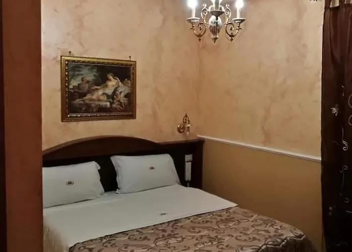 Proibito Hotel Varcaturo
